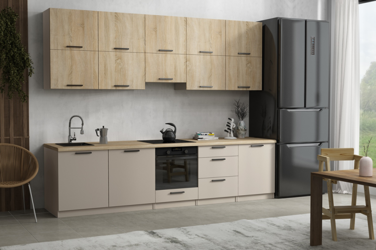 Kuchnia POLA 6 – korpus i dolne fronty w kolorze kaszmir, górne fronty w odcieniu dąb sonoma, blat sonoma o długości 300 cm. Praktyczny zestaw 5 szafek dolnych i 5 szafek wiszących o wysokości 100 cm. Ciepła i funkcjonalna zabudowa do każdego wnętrza.