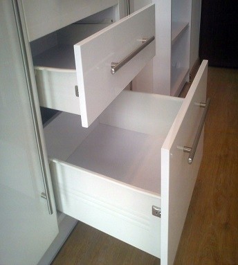 system szuflad do szafek kuchennych Bueno , metabox .jpg